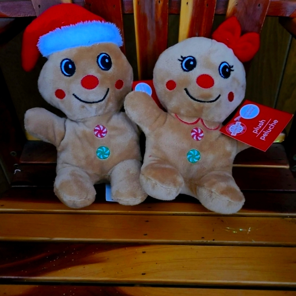 Gingerbread plushies set